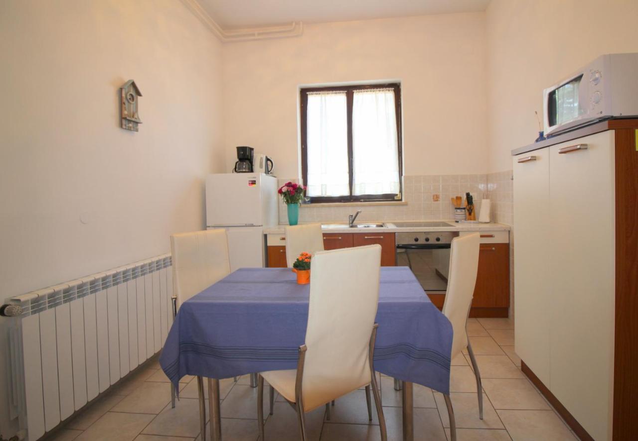 Apartment Ema Near City Center Пореч Екстер'єр фото